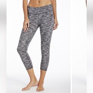 Fabeletics capri women’s size S/M, Color Black Multi Stripe flattering